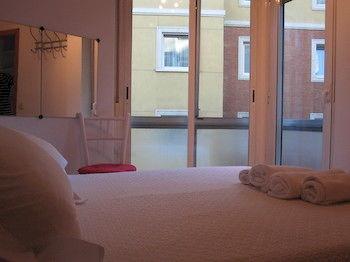 Apartamentos Madrid Hortaleza Εξωτερικό φωτογραφία