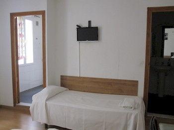 Apartamentos Madrid Hortaleza Εξωτερικό φωτογραφία